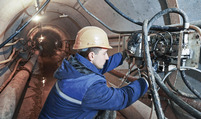 ElectroMech Material Handling Systems, Abwasserkanäle Abu Dhabi Arbeiter Tunnel